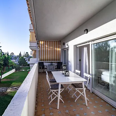 Rg312 - Great 2 Bed Close To Puerto Banus * מארבלה