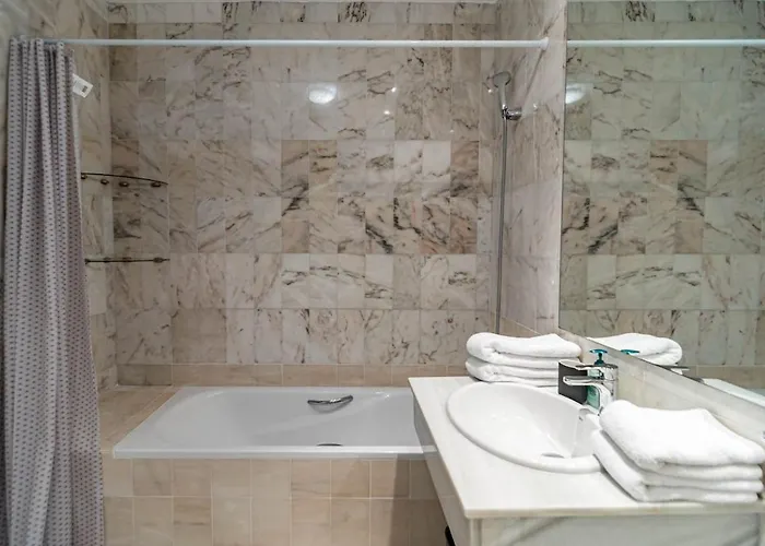Rg312 - Great 2 Bed Close To Puerto Banus 아파트