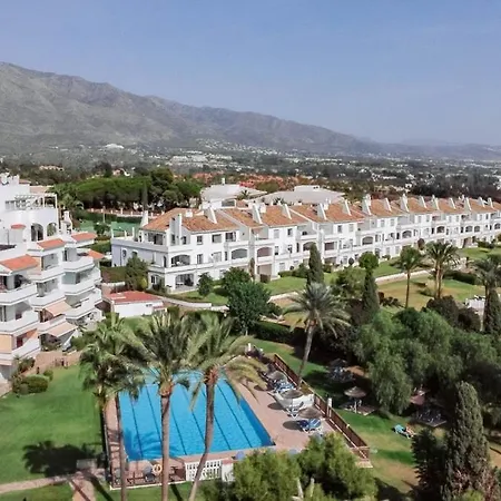 Rg312 - Great 2 Bed Close To Puerto Banus Марбелья